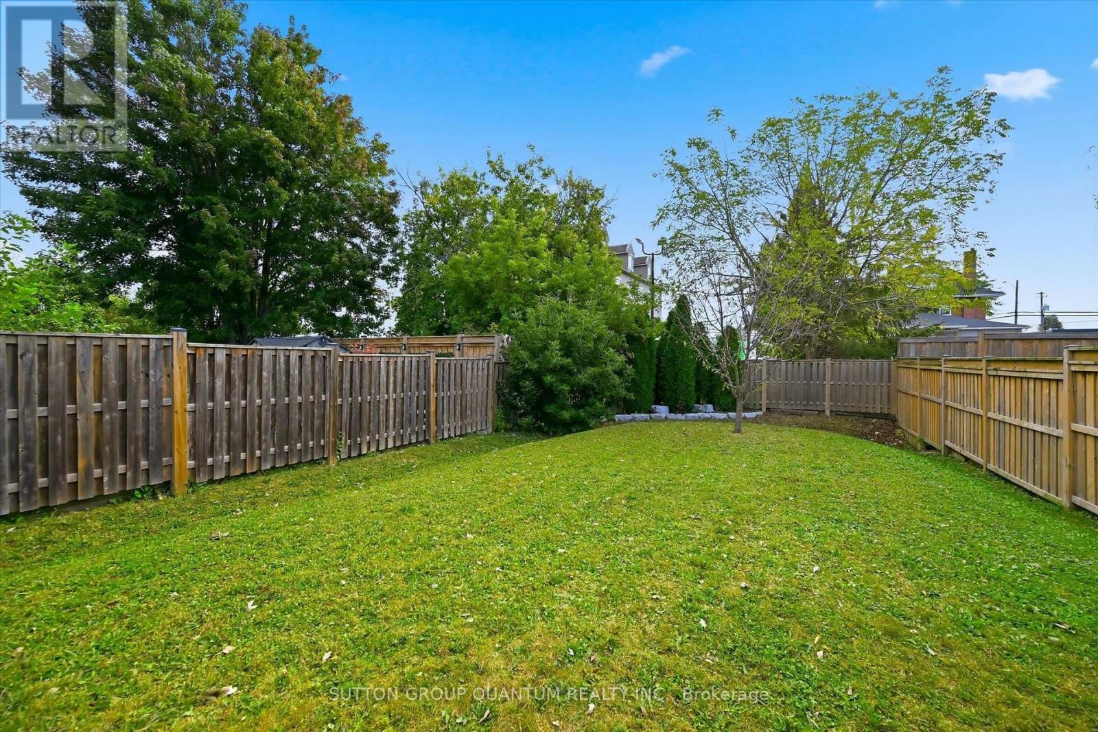 305 Caledon Avenue, Hamilton, ON