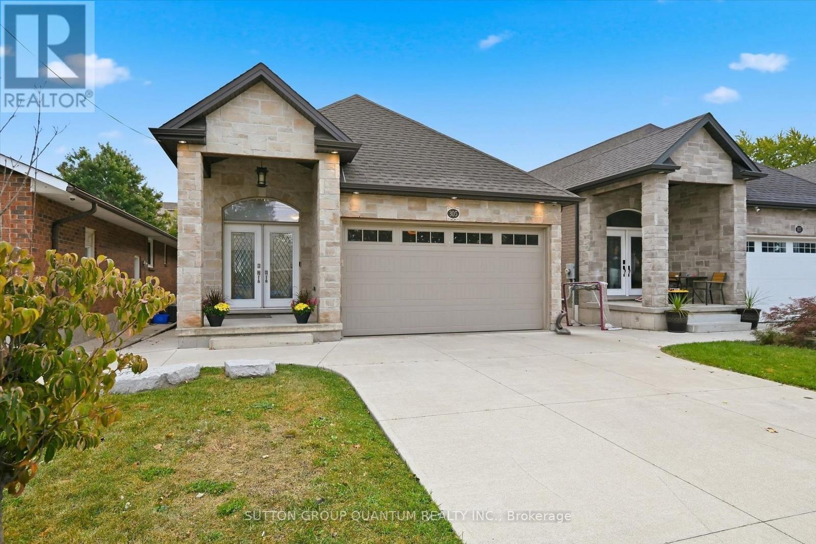 305 Caledon Avenue, Hamilton, ON
