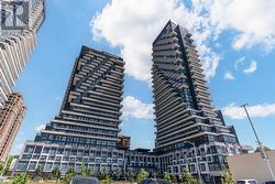 1810 - 30 INN ON THE PARK DRIVE Toronto, ON M3C 0P7