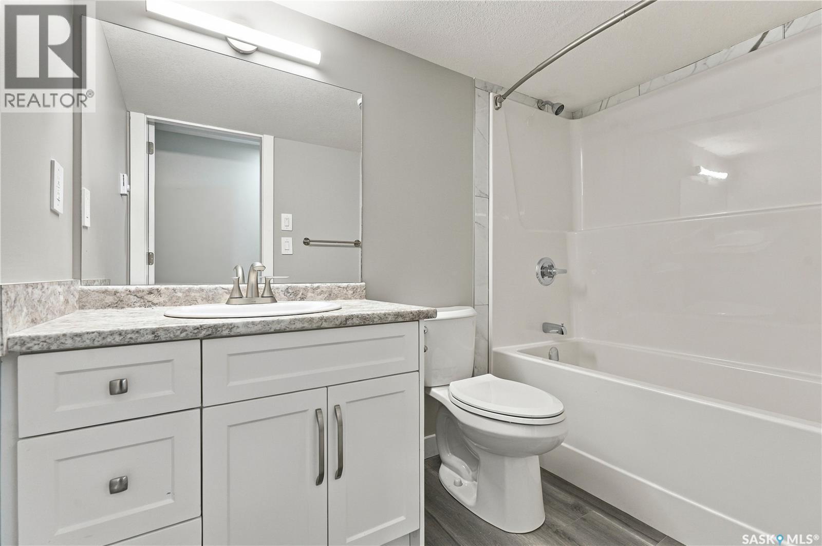 246 Sutter Place, Saskatoon, SK