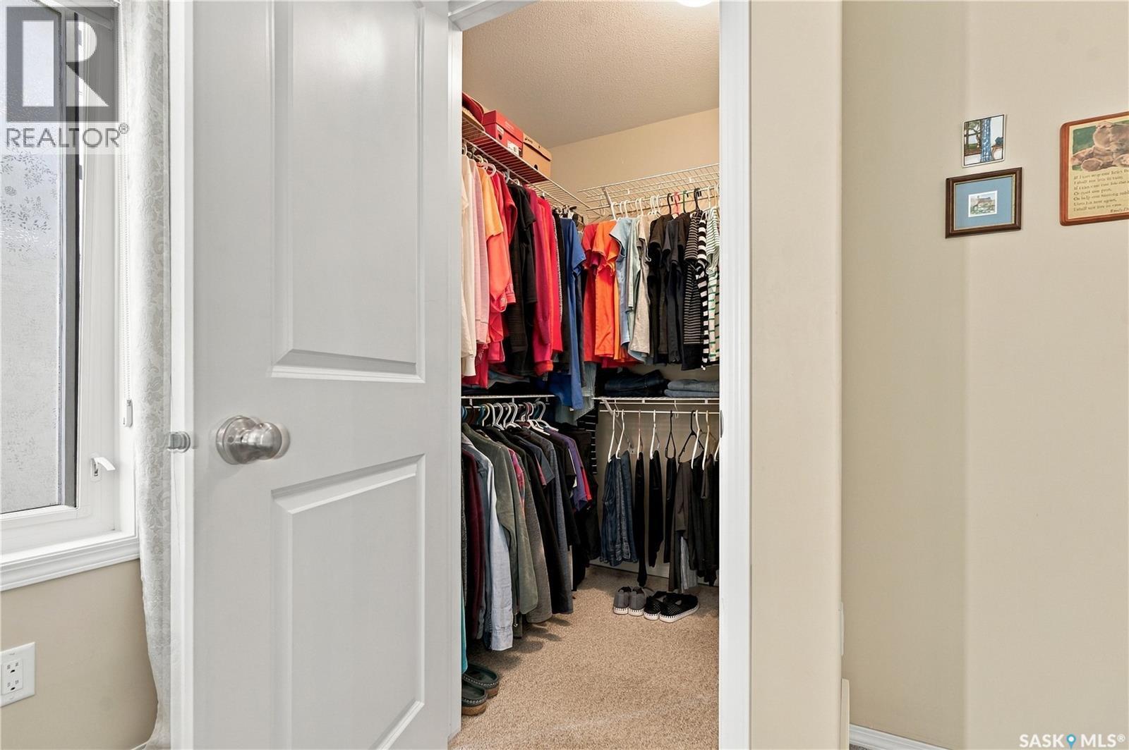 114 Senick Crescent, Saskatoon, SK