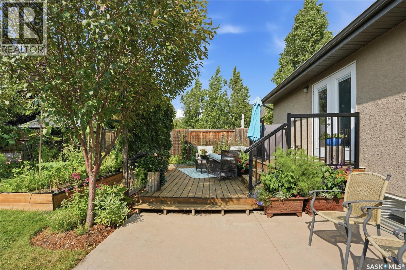 114 Senick Crescent, Saskatoon, SK