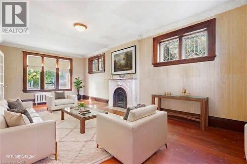 Virtually Staged - 32 Wentworth Avenue, Cambridge, ON 