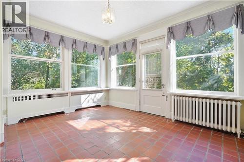 32 Wentworth Avenue, Cambridge, ON 