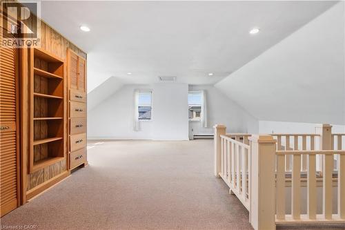 32 Wentworth Avenue, Cambridge, ON 