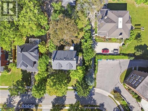 32 Wentworth Avenue, Cambridge, ON 
