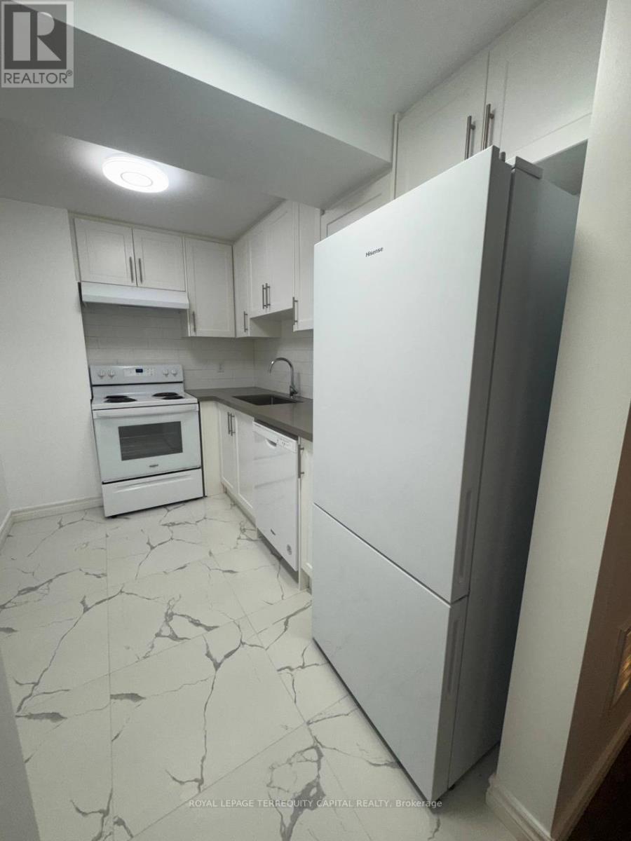 Lower - 64 Copeman Crescent, Barrie, ON