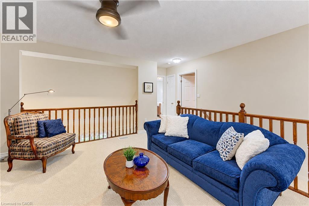222 Chestnut Hill Crescent, Kitchener, ON
