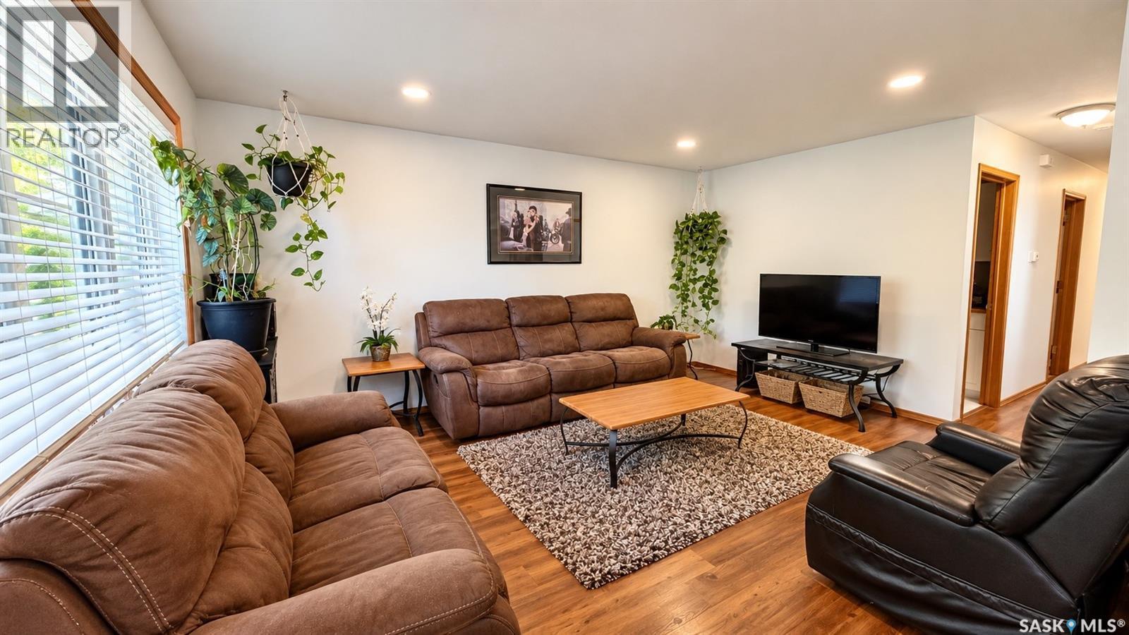 717 31St Street W, Saskatoon, SK