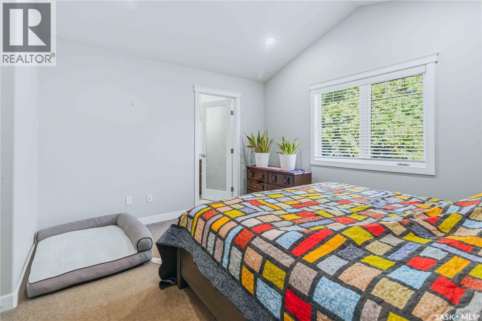738 4Th Street E, Saskatoon, SK