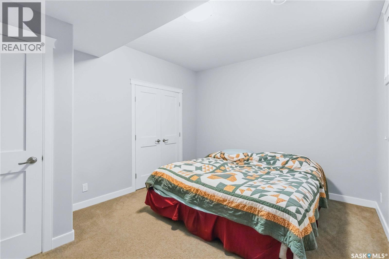738 4Th Street E, Saskatoon, SK