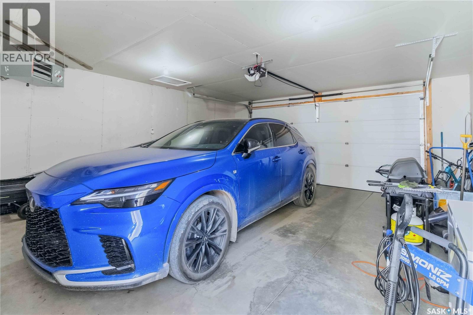 738 4Th Street E, Saskatoon, SK