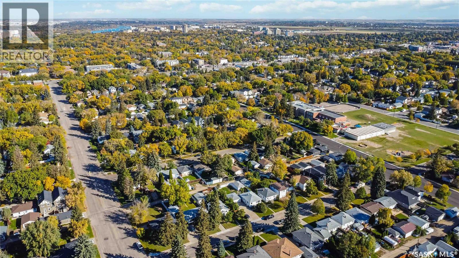 738 4Th Street E, Saskatoon, SK