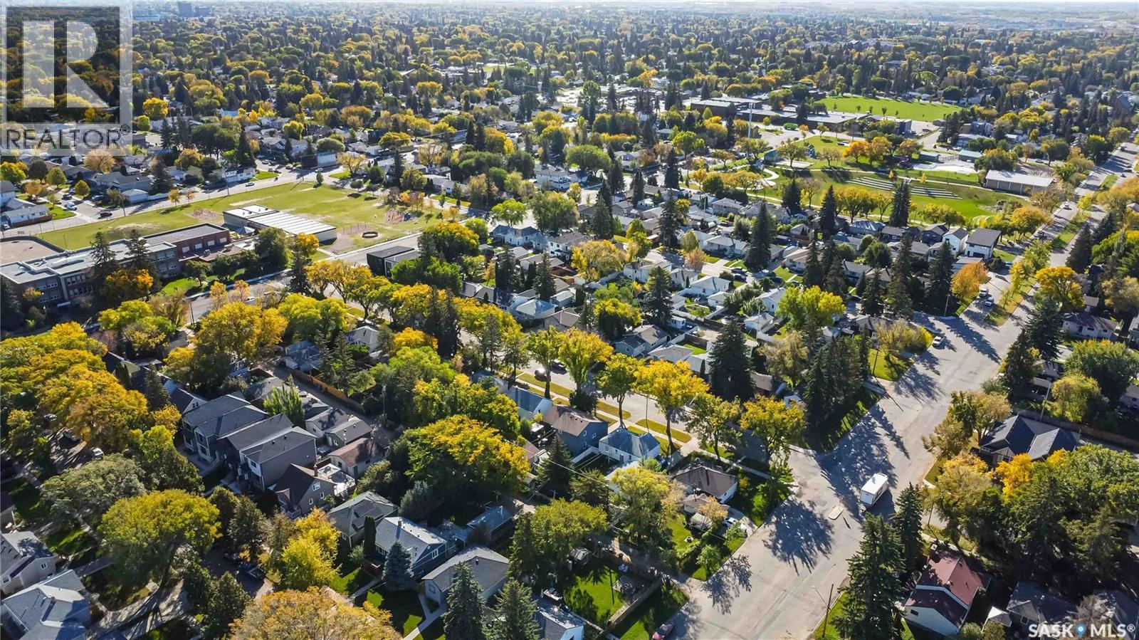 738 4Th Street E, Saskatoon, SK