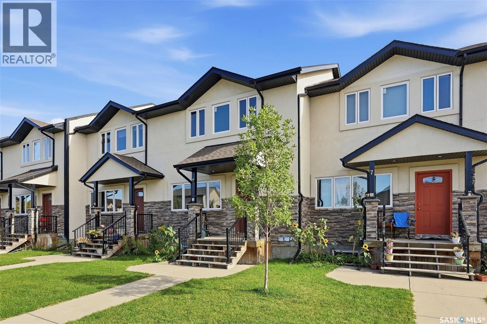 6 1703 Patrick Crescent, Saskatoon, SK