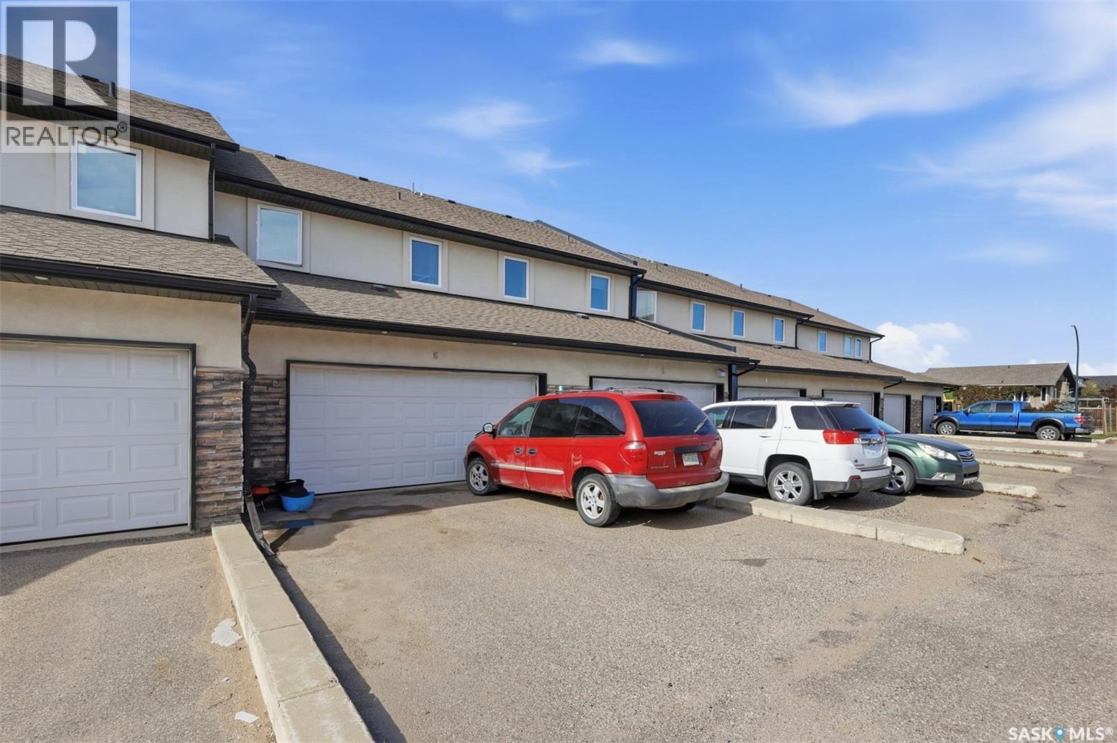 6 1703 Patrick Crescent, Saskatoon, SK