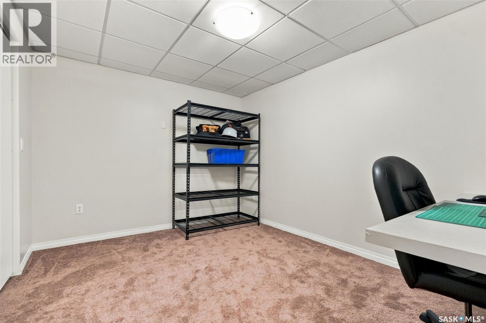 3174 Eastview, Saskatoon, SK