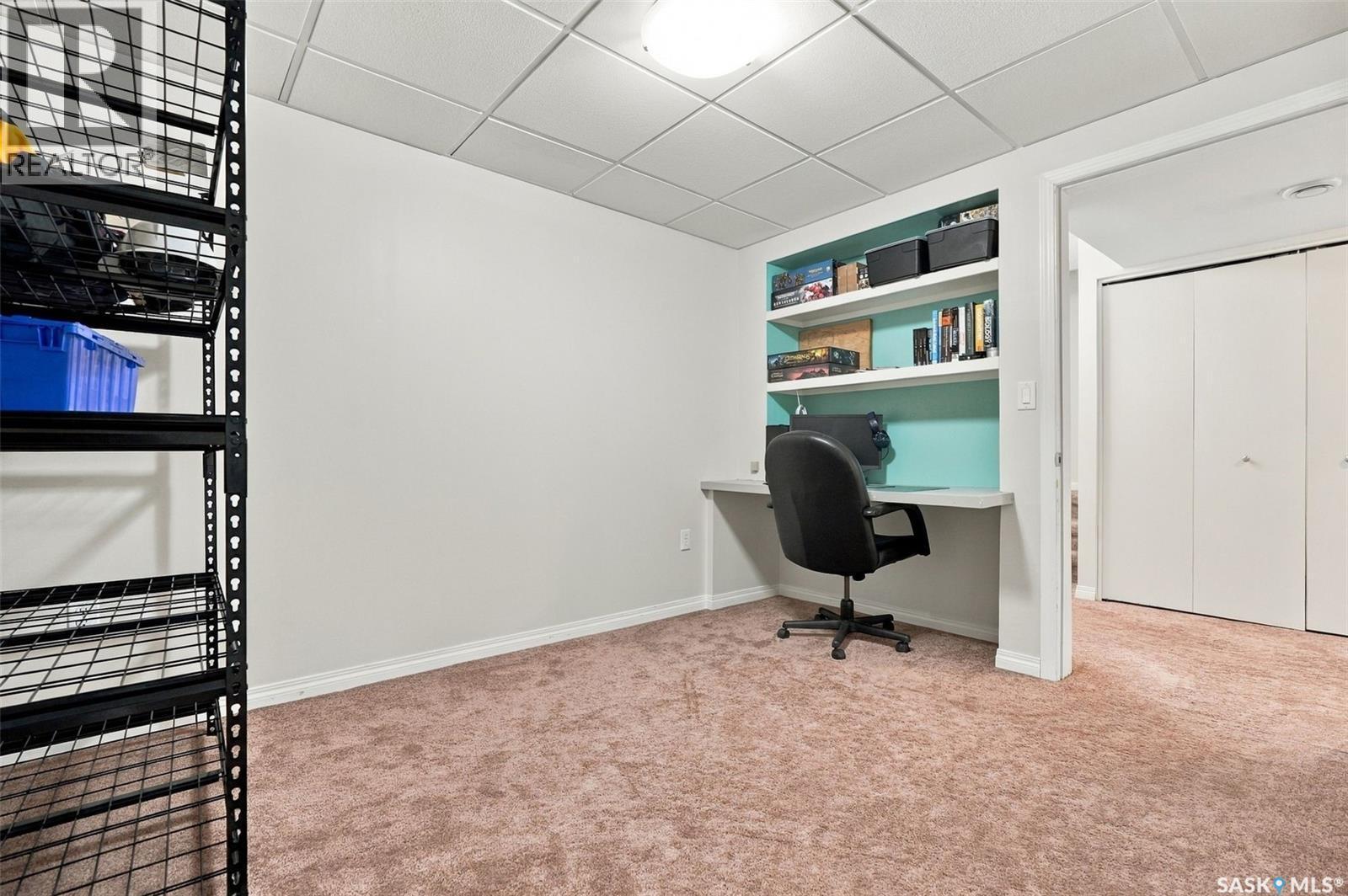 3174 Eastview, Saskatoon, SK