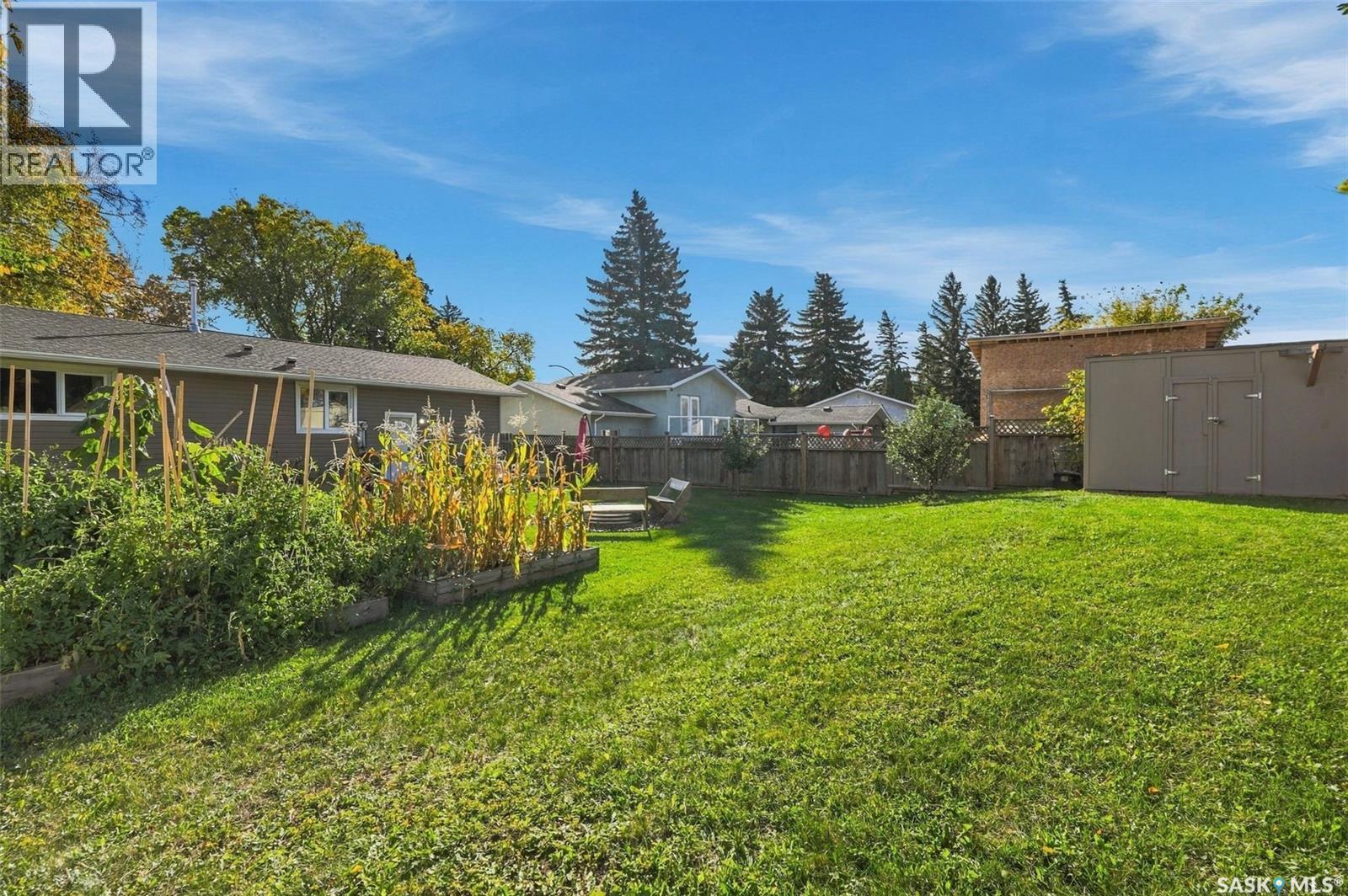 3174 Eastview, Saskatoon, SK