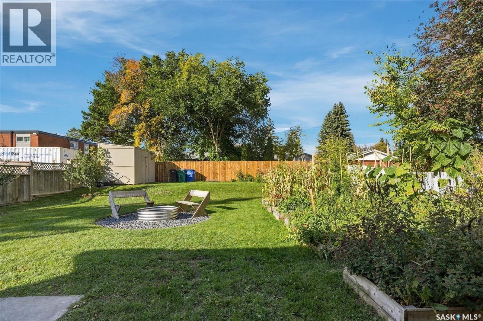 3174 Eastview, Saskatoon, SK