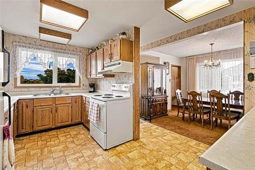 463 Almey Ave, Winnipeg, MB 
