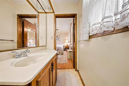 463 Almey Ave, Winnipeg, MB 