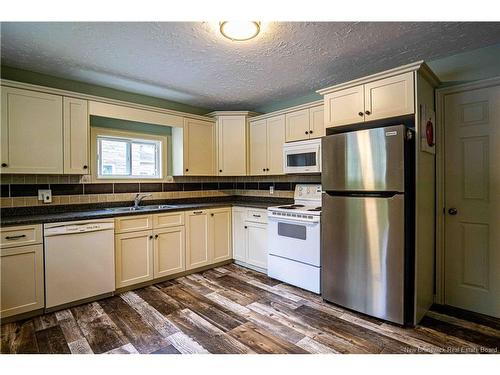 19 Victory Ave, Fredericton, NB 