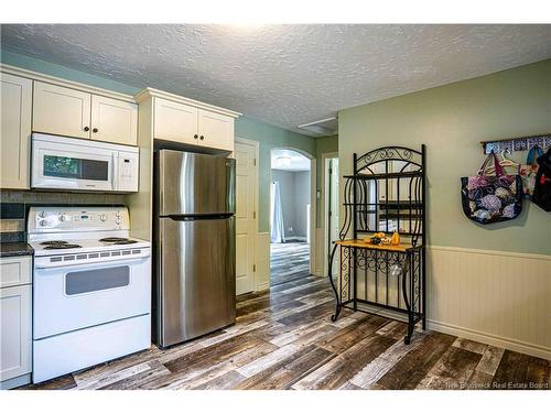 19 Victory Ave, Fredericton, NB 