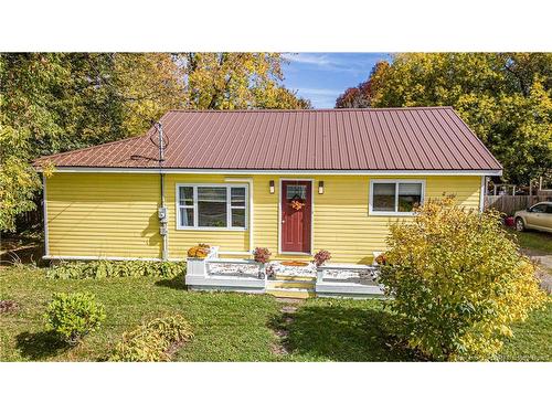 19 Victory Ave, Fredericton, NB 