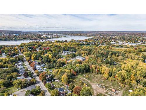 19 Victory Ave, Fredericton, NB 