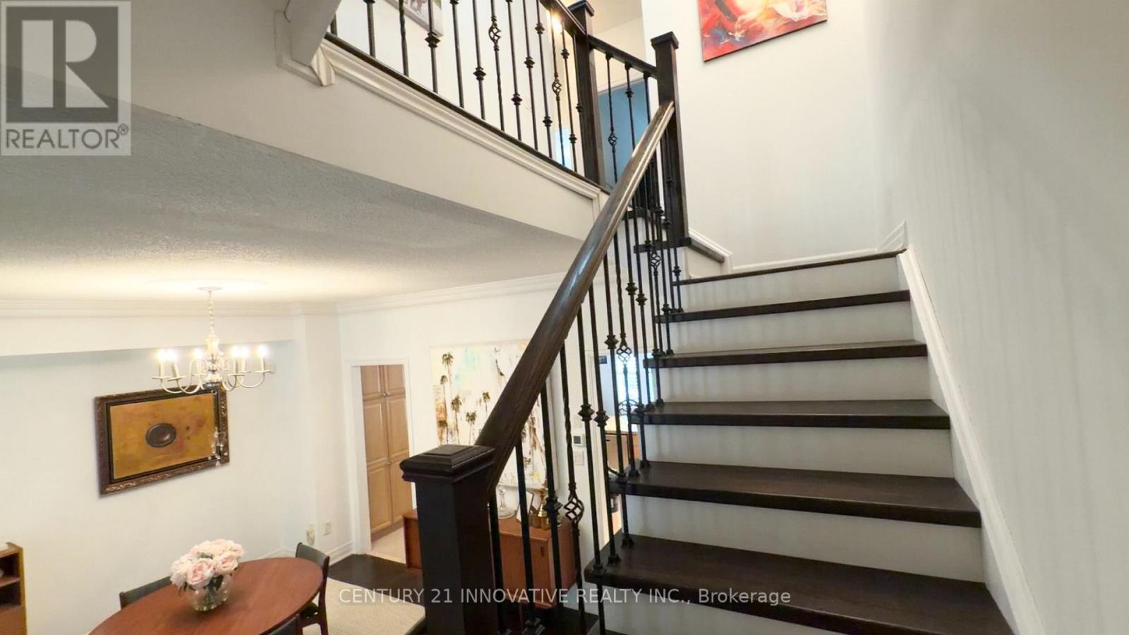 16 St Lawrence Drive, Mississauga, ON