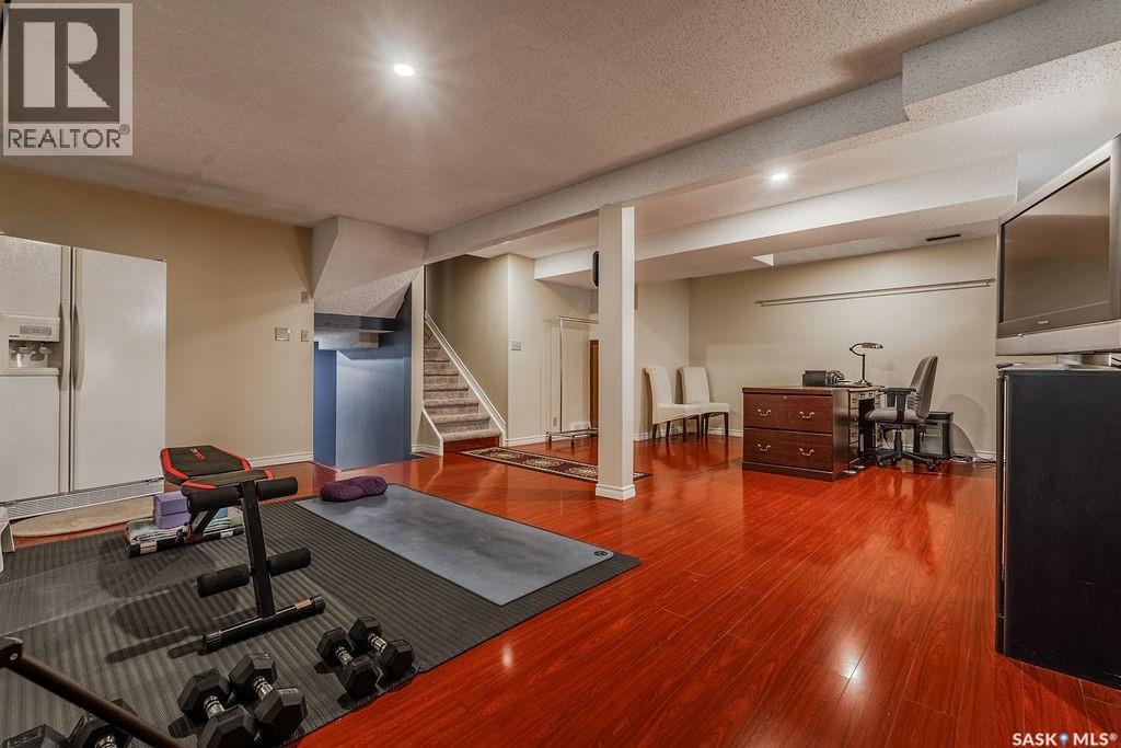 222 Gathercole Crescent, Saskatoon, SK