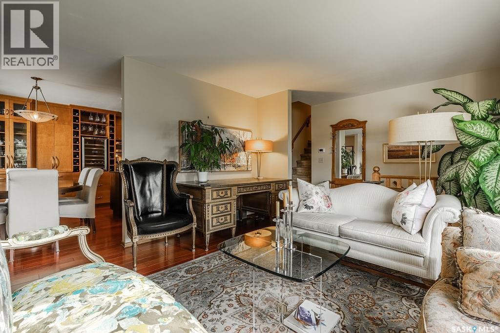 222 Gathercole Crescent, Saskatoon, SK