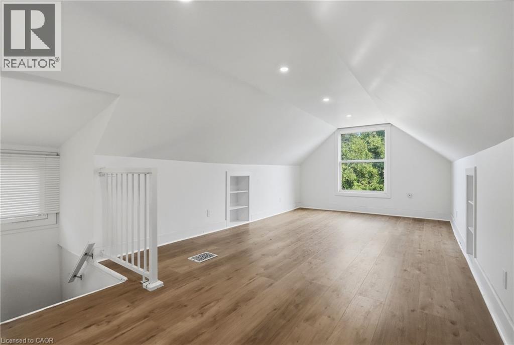 60 Stirton Street, Hamilton, ON