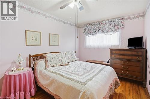 48 Raleigh Court, Hamilton, ON 