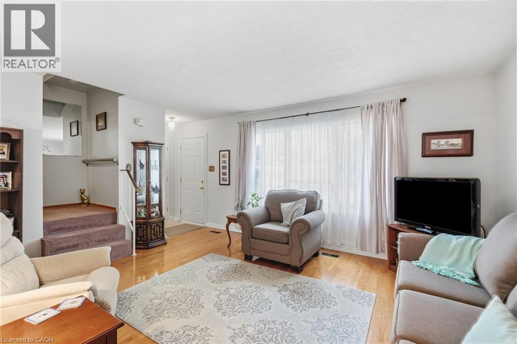 48 Raleigh Court, Hamilton, ON