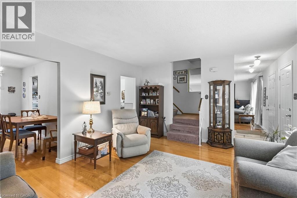 48 Raleigh Court, Hamilton, ON