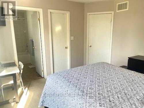 44 Senior Crescent, Cambridge, ON 