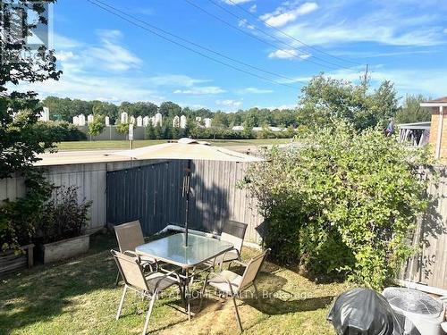 44 Senior Crescent, Cambridge, ON 