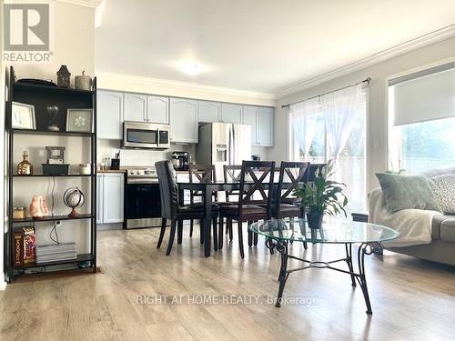 44 Senior Crescent, Cambridge, ON 