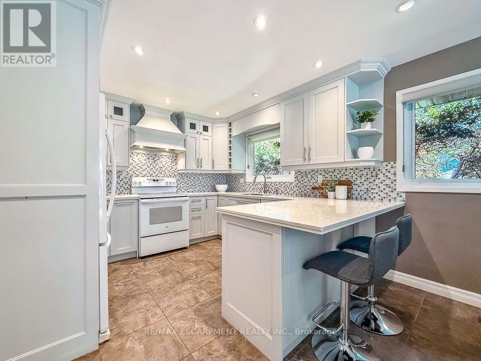 1320 Gatehouse Drive, Mississauga, ON