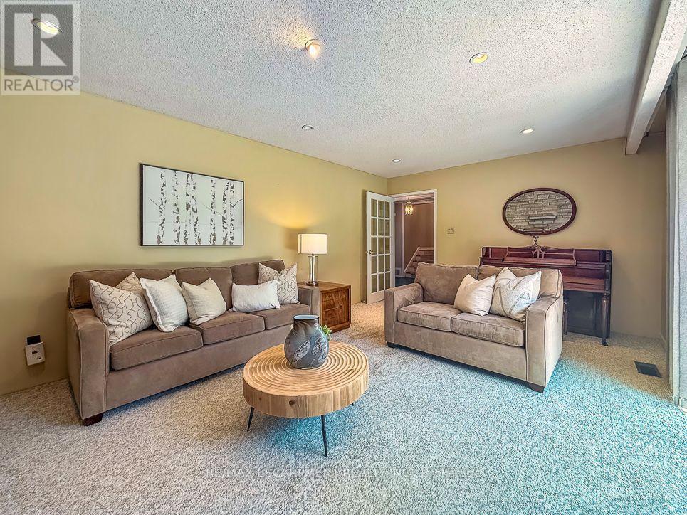 1320 Gatehouse Drive, Mississauga, ON