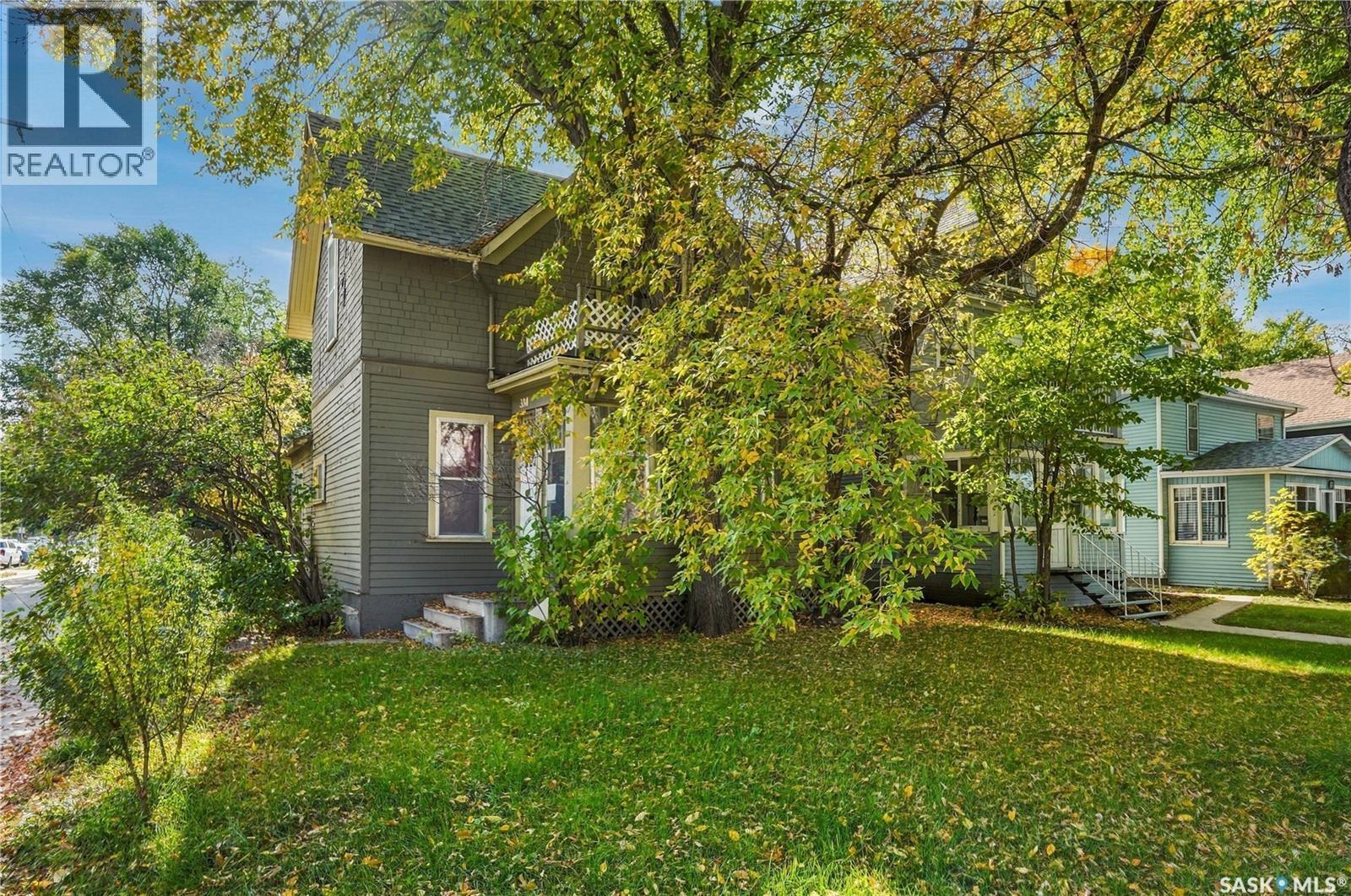 334 10Th Street E, Saskatoon, SK
