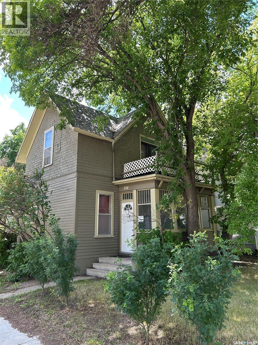 334 10Th Street E, Saskatoon, SK