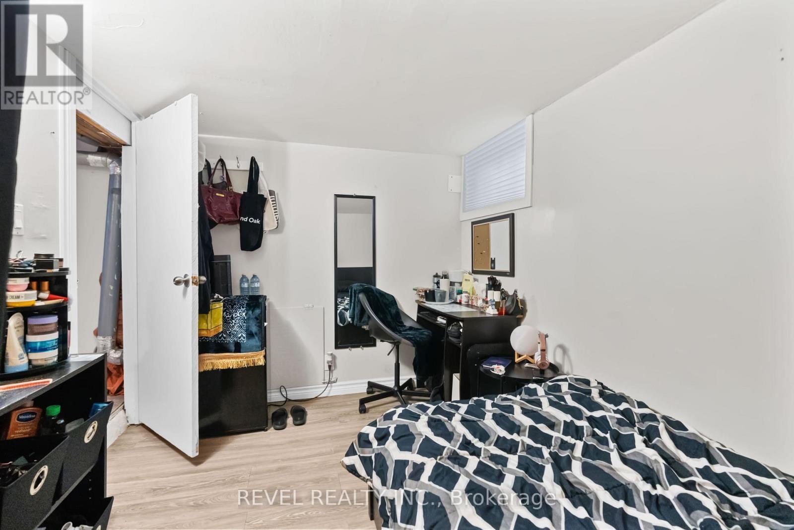 33 Cline Avenue N, Hamilton, ON