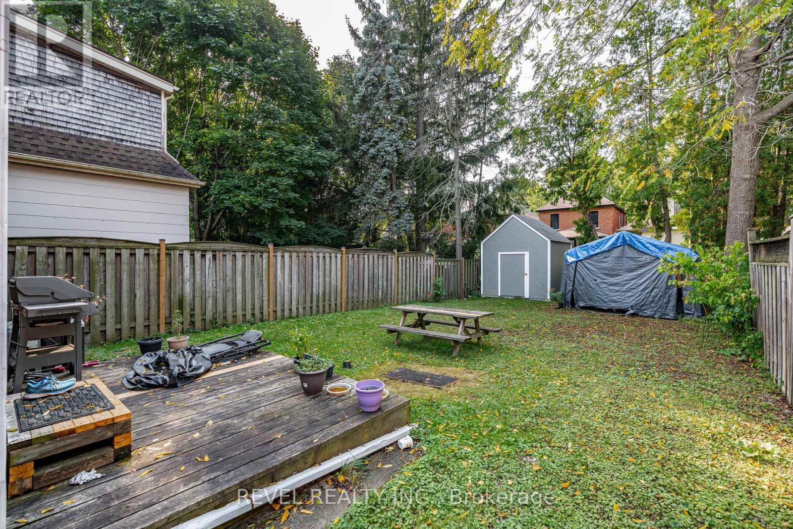 33 Cline Avenue N, Hamilton, ON