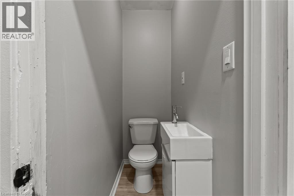 88 Gage Avenue S, Hamilton, ON