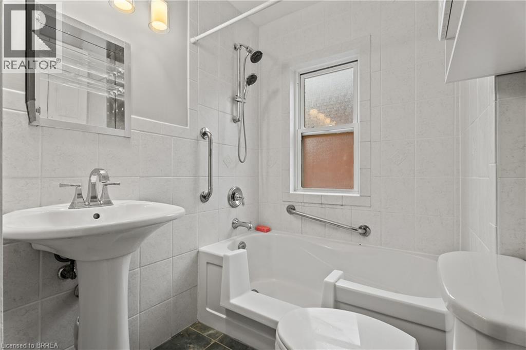 88 Gage Avenue S, Hamilton, ON