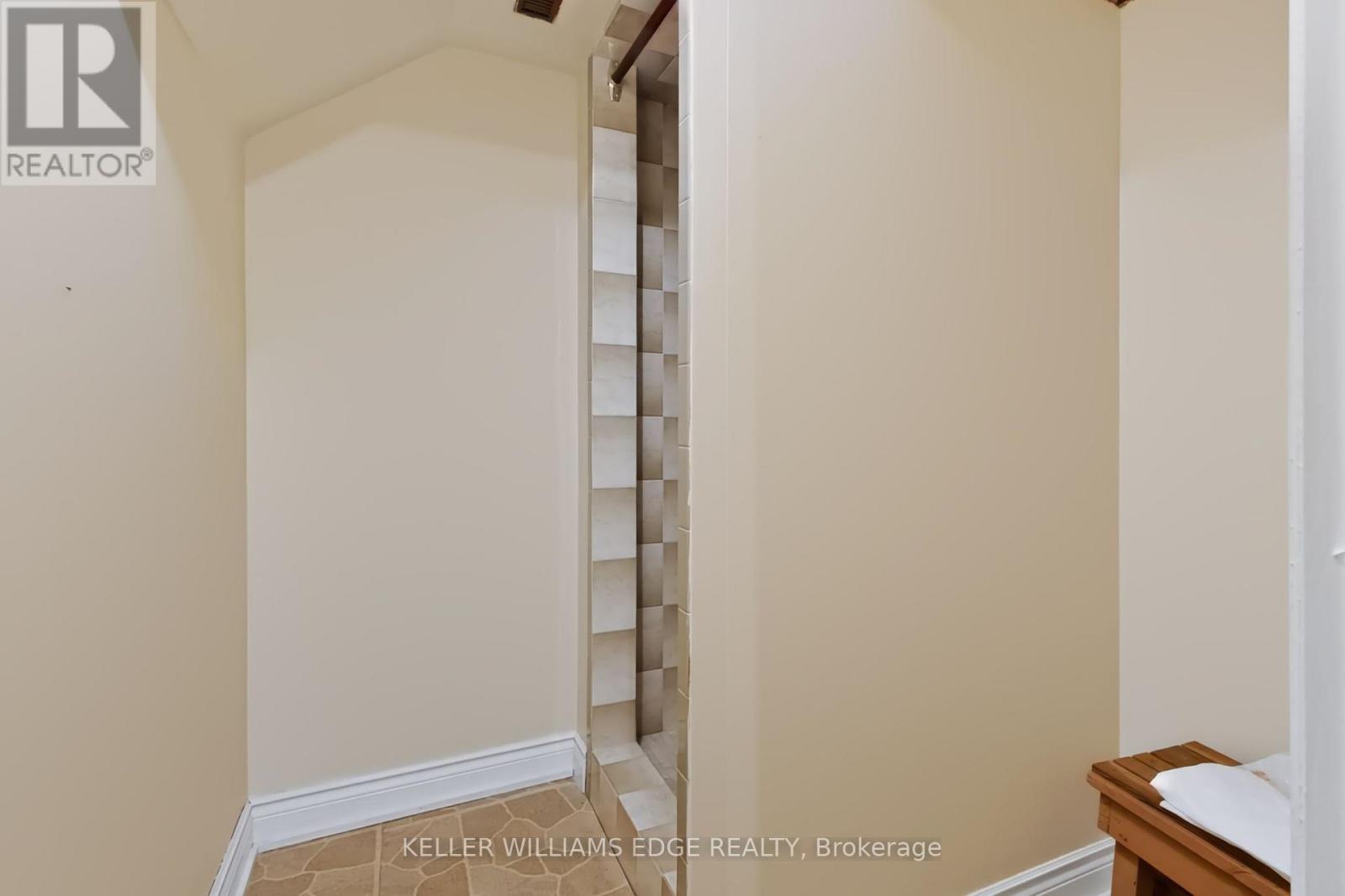 54 Monte Drive, Hamilton, ON