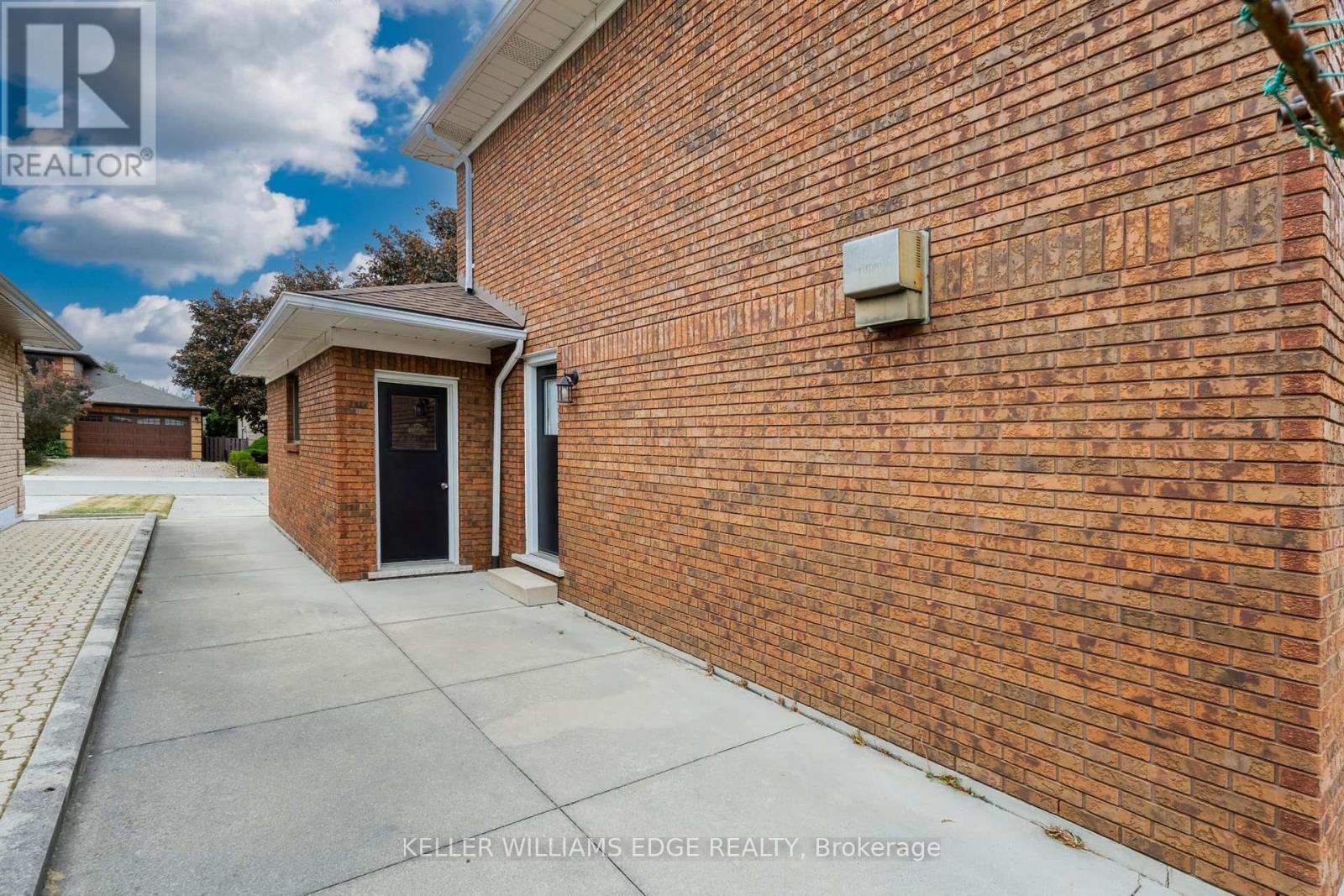 54 Monte Drive, Hamilton, ON